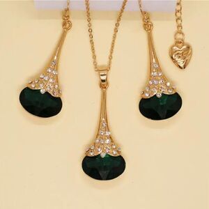 BJ Necklace Earring Set NWT